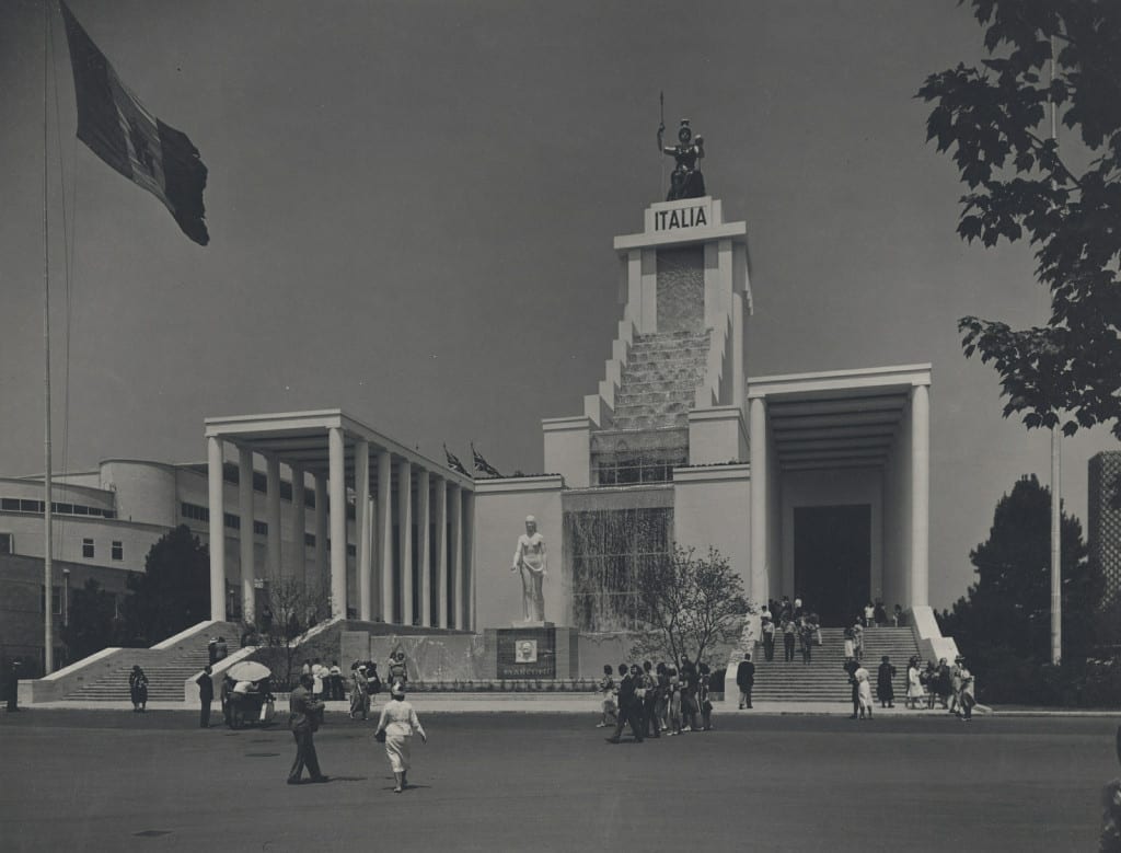8. The Italian Pavilion at the New York World’s Fair 1939-40 (Fay S. Lincoln Photograph collection, 1920-1968, HCLA 1628, Special Collections Library, University Libraries, Pennsylvania State University