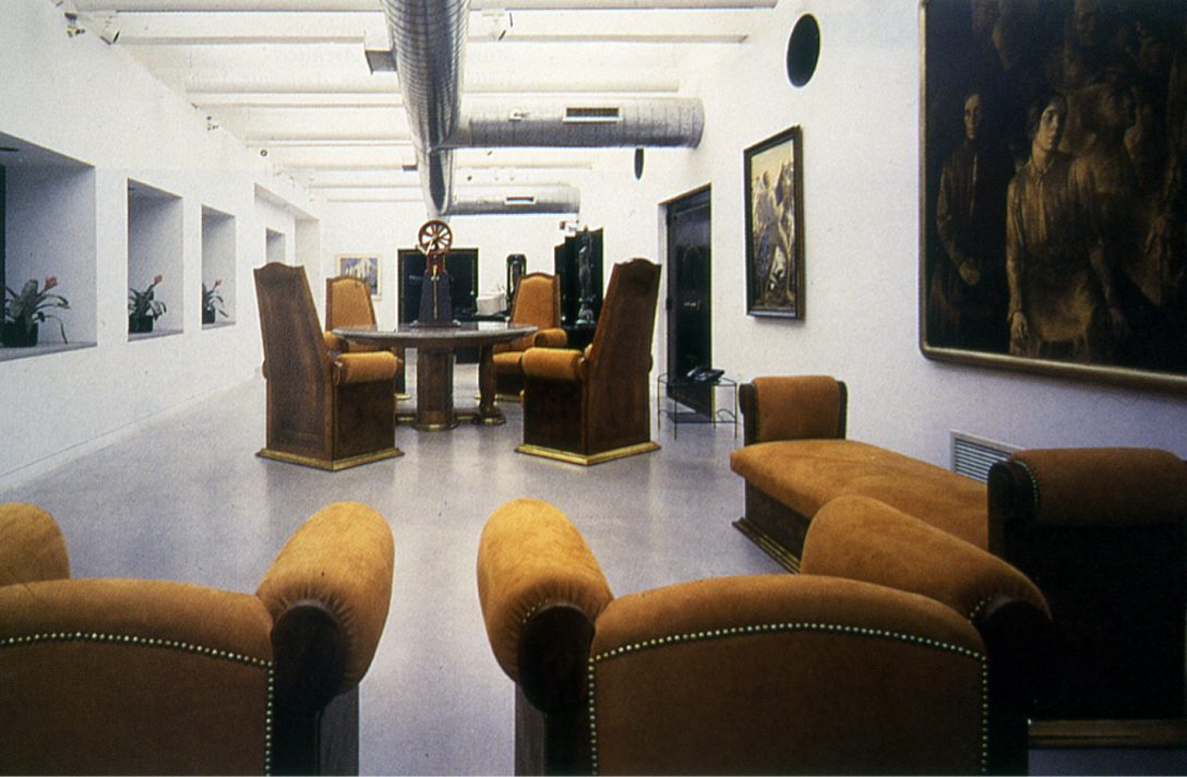 The second floor lobby, with furniture from the train station. Photo by Wolfsonian-FIU.
